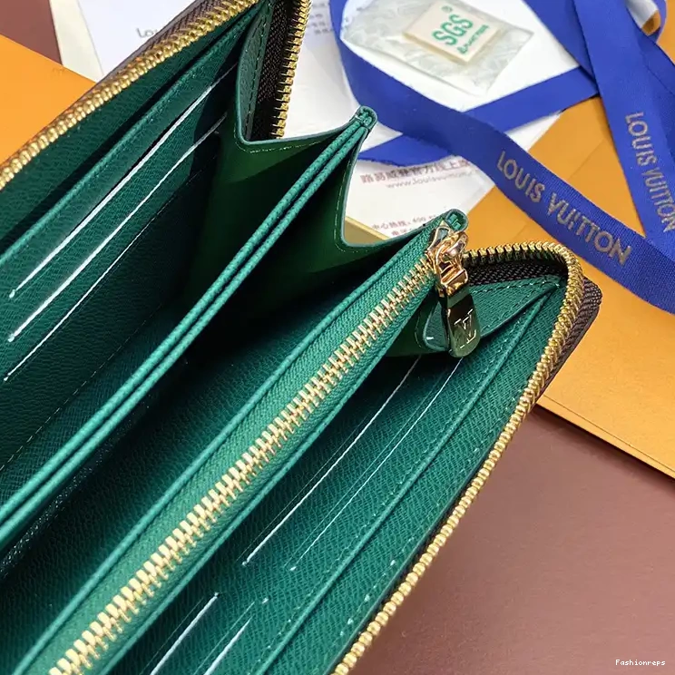 Fashionrepsfam ru Bags 2407YZ0093 LV 0819